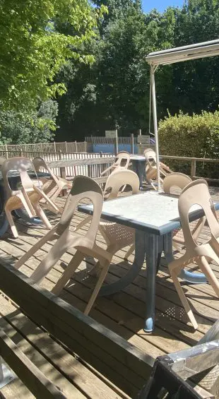 Berceau Camping : Camping Du Petit Bonheur Terrasse Extérieure 900x565